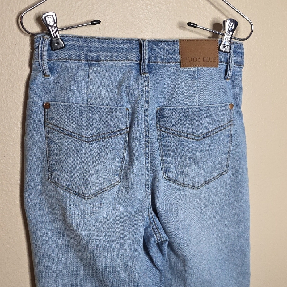 Judy Blue High Rise Wide Leg Crop Jeans Medium Wash Medium Release Hem 5/27 - Picture 8 of 10